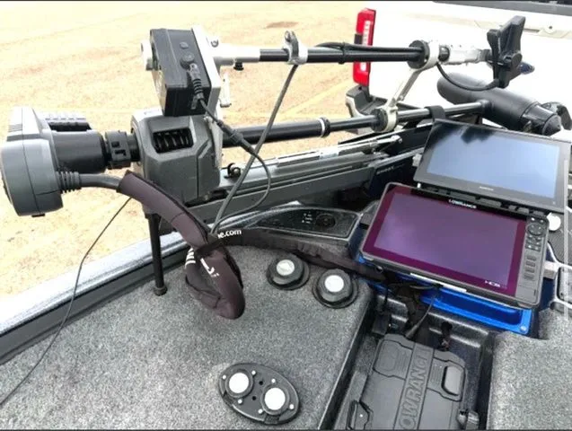 Slide: The Image of Phoenix Bass Boat 920 Elite 2023 - 5