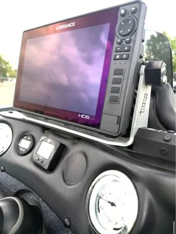 Slide: The Image of Phoenix Bass Boat 920 Elite 2023 - 7