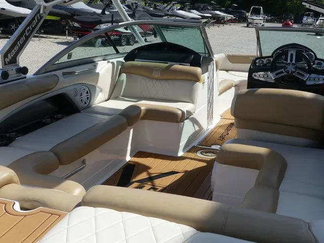 Slide: The Image of MasterCraft X-45 2011 - 28