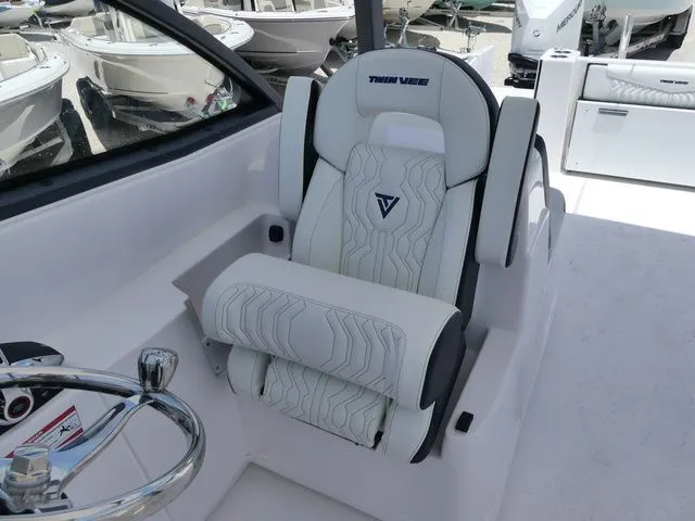 Slide: The Image of Luxurious seat in Twin Vee 280 GFX2 Dual Console boat, 2026 model. - 12