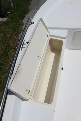 Slide: The Image of Storage compartment on a 2001 Sea Pro 2100 SV boat. - 22