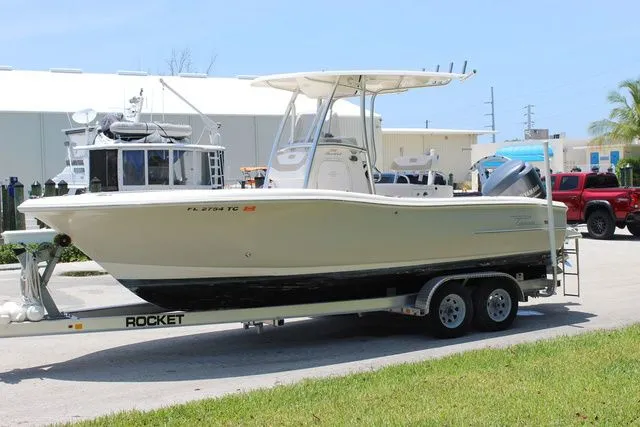 Slide: The Image of 2014 Pioneer 222 Sportfish boat on trailer outdoors. - 3