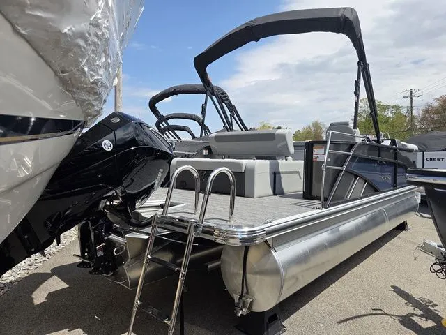 Slide: The Image of Crest Conquest 230 SLSC Tri-Toon W/200Hp And Trailer 2026 - 5
