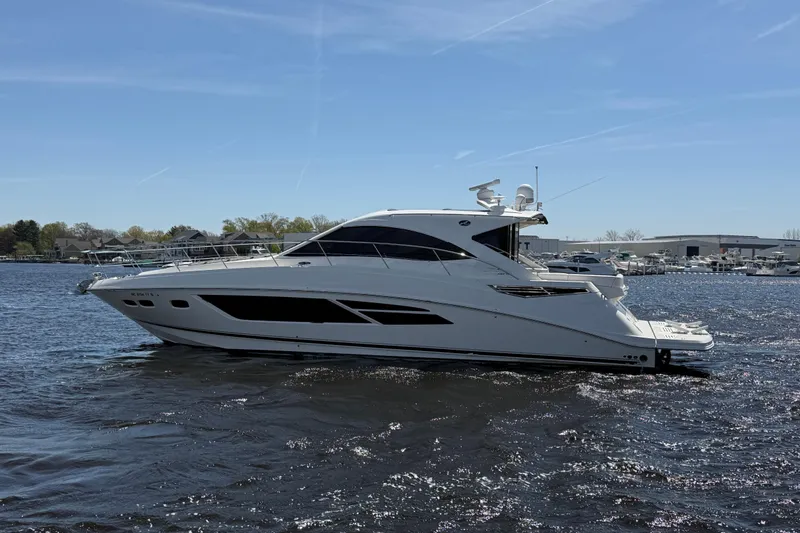 Slide: The Image of 2014 Sea Ray Sundancer 510 yacht cruising on a sunny day. - 40