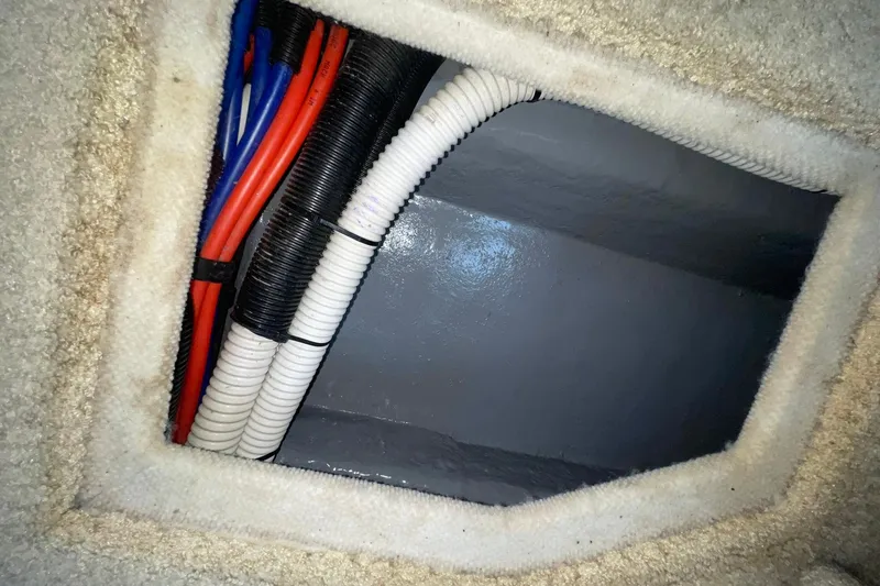 Slide: The Image of CLEAN AND DRY BILGE AREA COMPARTMENTS - 47