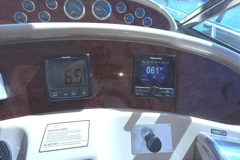 Slide: The Image of RAYMARINE AUTO PILOT HEAD UNIT AND DEPTH GAUGE - 55