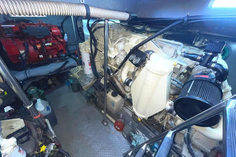 Slide: The Image of PORT ENGINE LOOKING AFT - 70