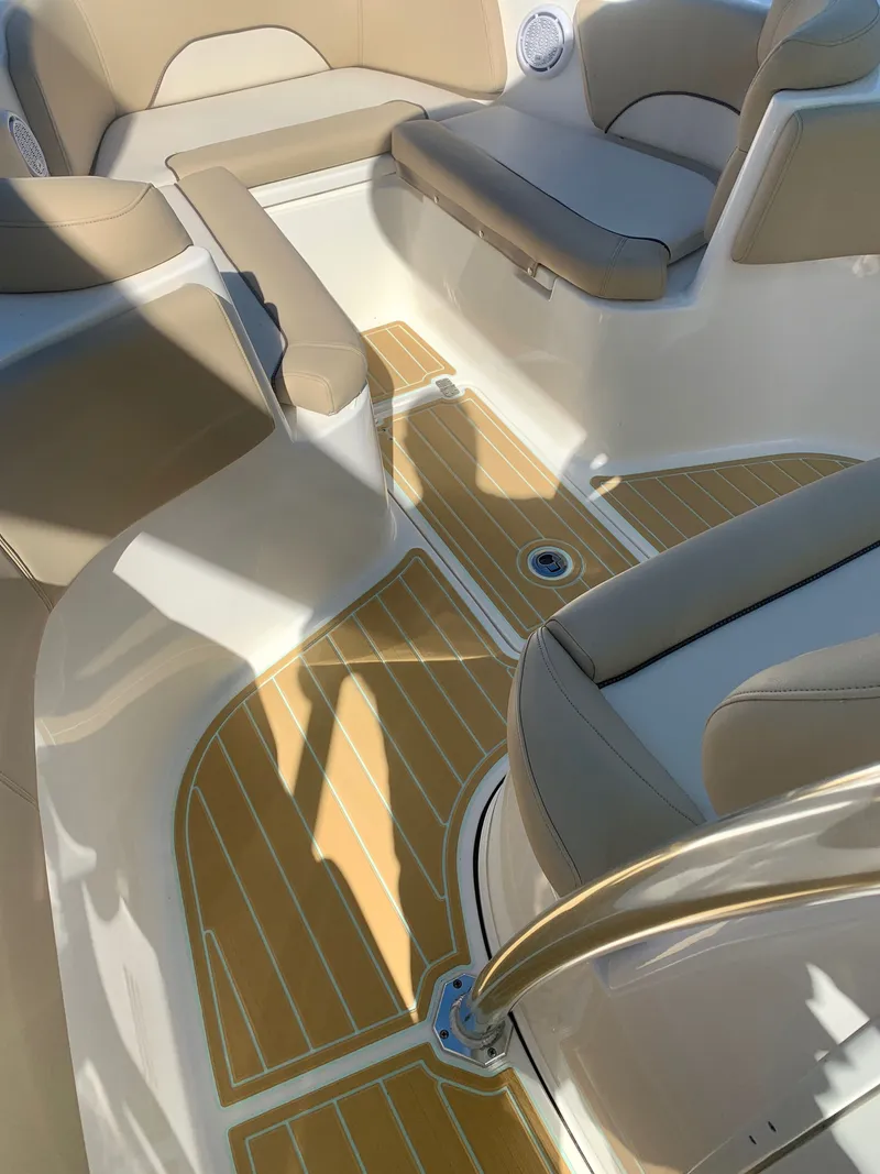 Slide: The Image of Key West 263 FS 2019 - 15