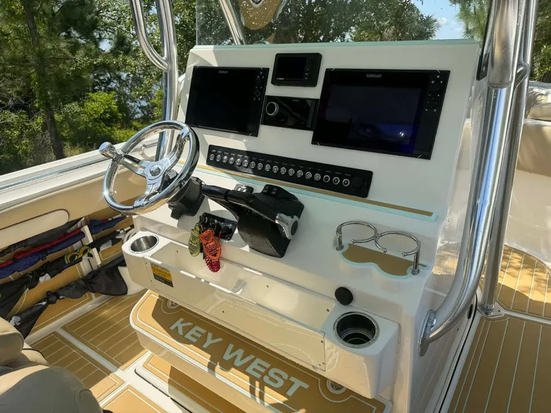 Slide: The Image of Key West 263 FS 2019 - 24