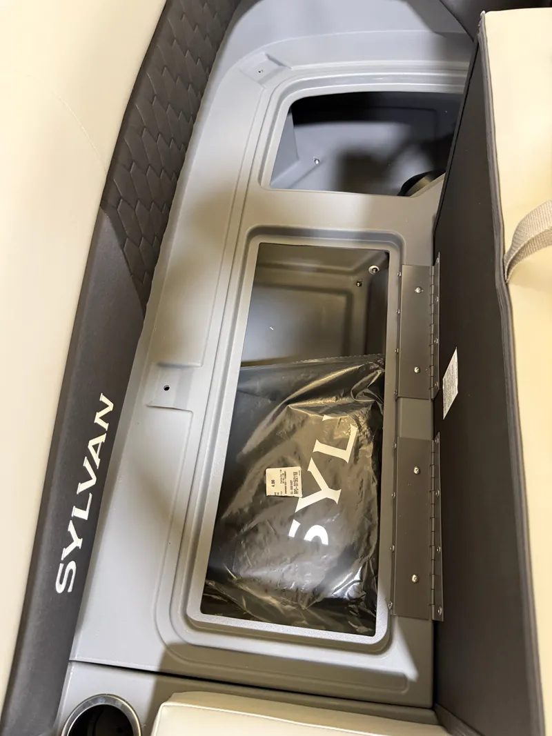Slide: The Image of Interior of Sylvan R-22 LZ DH 2026 with storage compartment. - 17