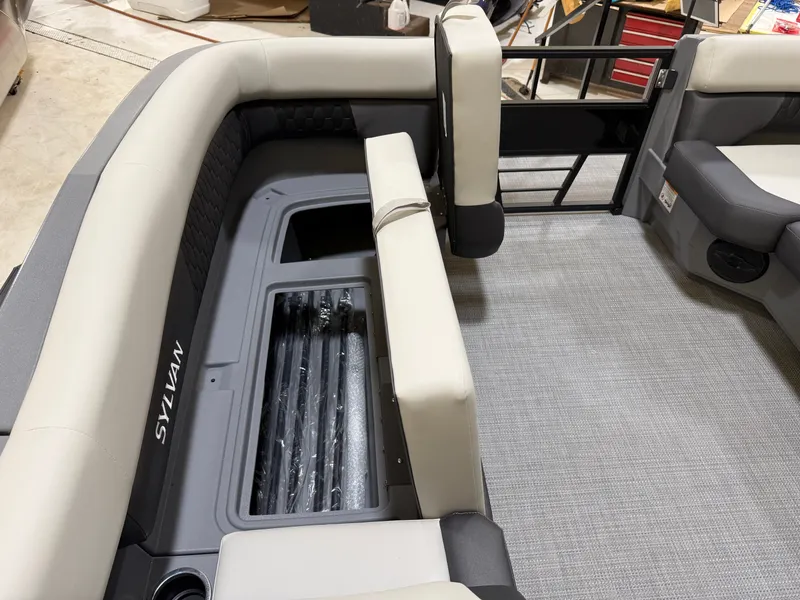 Slide: The Image of Interior of Sylvan R-22 LZ DH pontoon boat, model year 2026. - 9