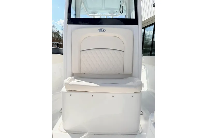 Slide: The Image of 2026 Sea Hunt Ultra 255 SE boat seat with quilted upholstery. - 18