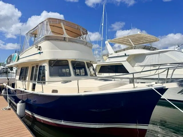 The Image of Mainship 400 Trawler 2004 - undefined