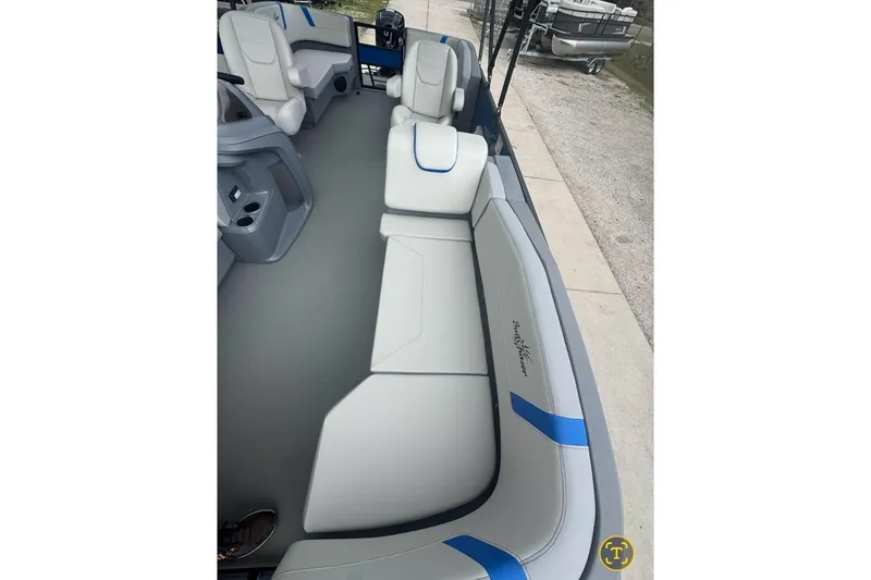 Slide: The Image of Interior of 2026 SunChaser Lucerne 20 LR DH boat with stylish seating. - 7