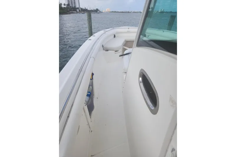 Slide: The Image of 2014 Boston Whaler 350 Outrage boat deck with ocean view. - 19