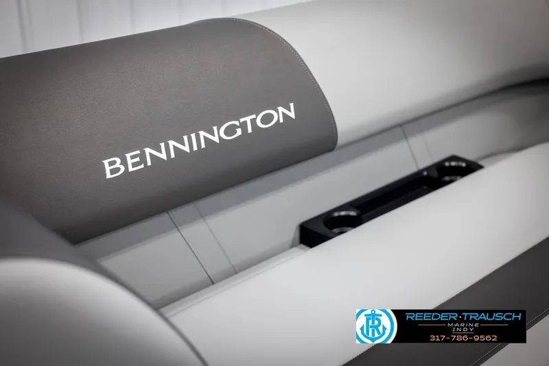 Slide: The Image of Bennington 21 SSR 2025 boat seat with cup holders. - 39