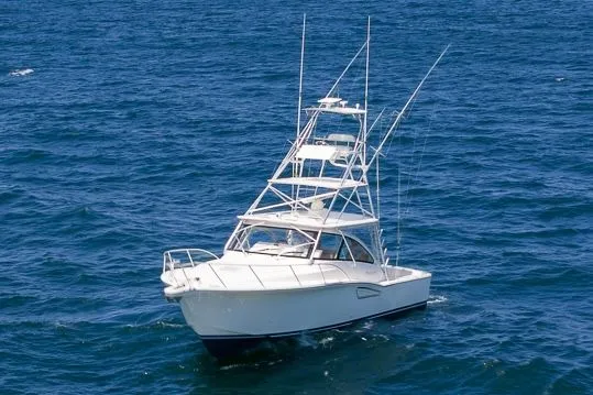 Slide: The Image of 2022 Albemarle 36 Express boat on open sea. - 4