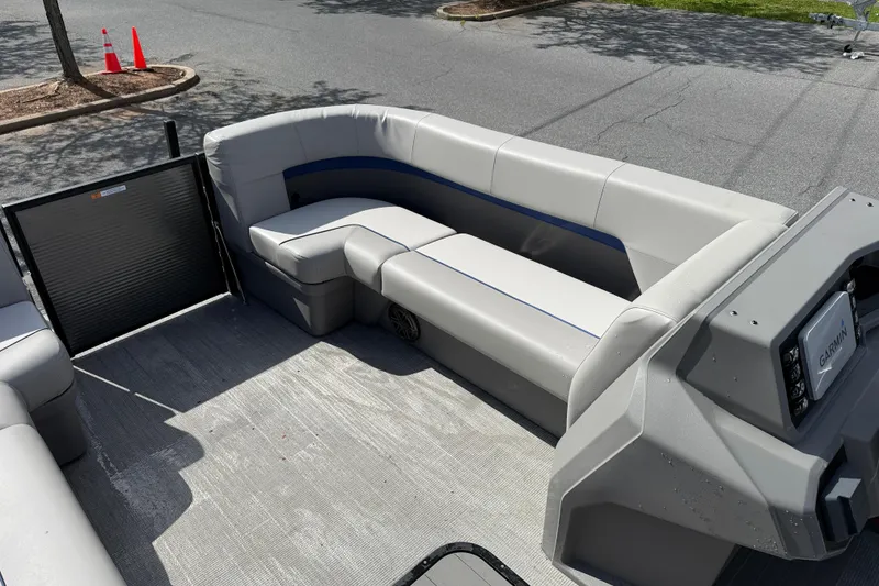 Slide: The Image of Interior of 2025 Qwest SplashPad 22 Performance TriToon with gray seating. - 4