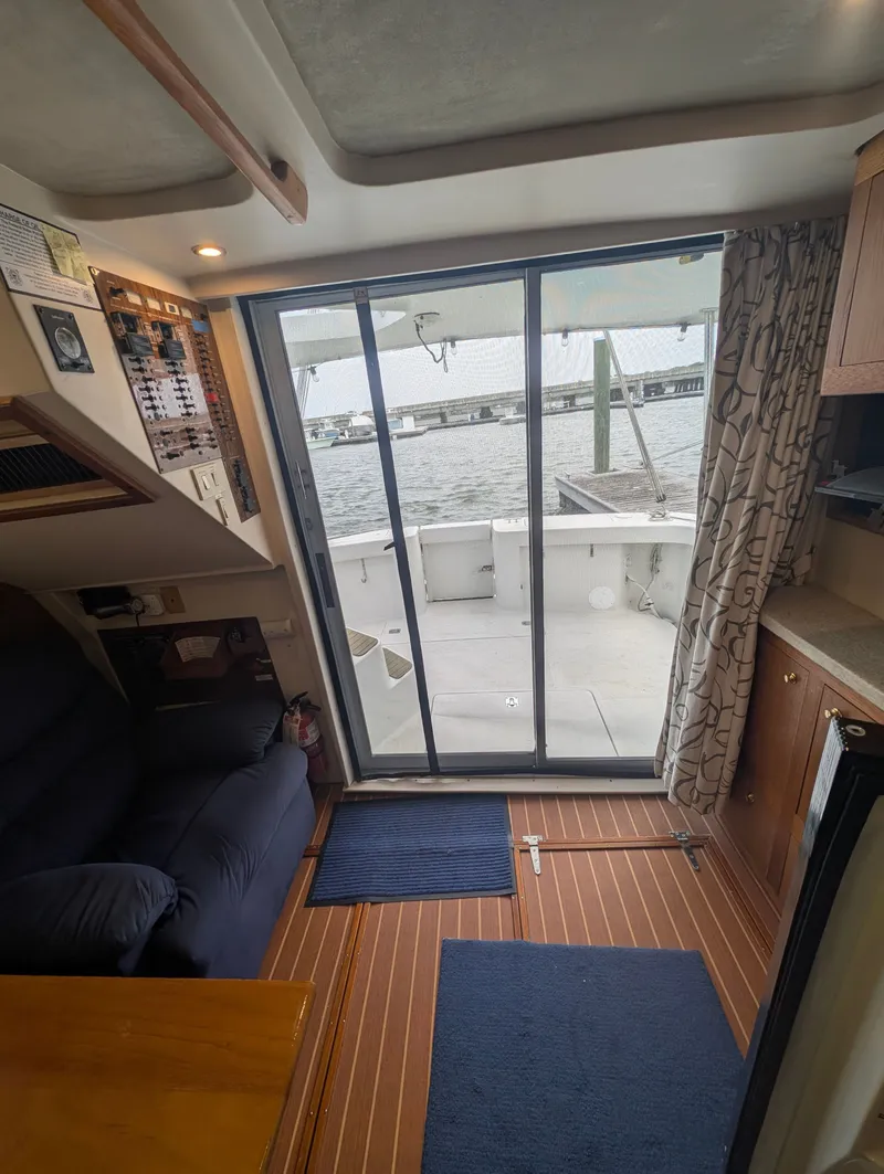 Slide: The Image of Interior of a 2001 Mainship 390 Trawler with deck view. - 41