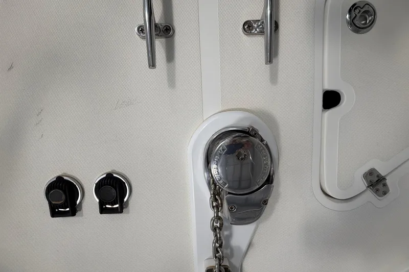 Slide: The Image of Close-up of 2007 Hunt Yachts Surfhunter 29 deck fittings and winch. - 19