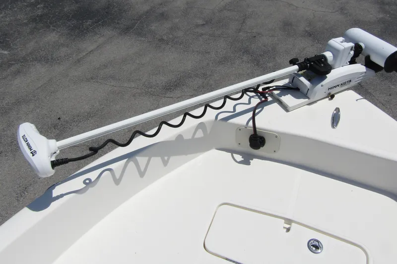 Slide: The Image of 2022 Skeeter SX2550 Fish boat with Minn Kota trolling motor on deck. - 10