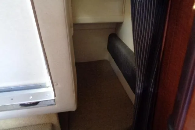 Slide: The Image of Interior cabin space of 2005 Sea Ray Sundancer 260 boat. - 23