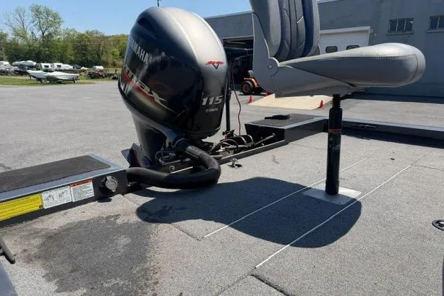 Slide: The Image of 2021 G3 Sportsman 1810 boat with Yamaha 115 engine, parked outdoors. - 8