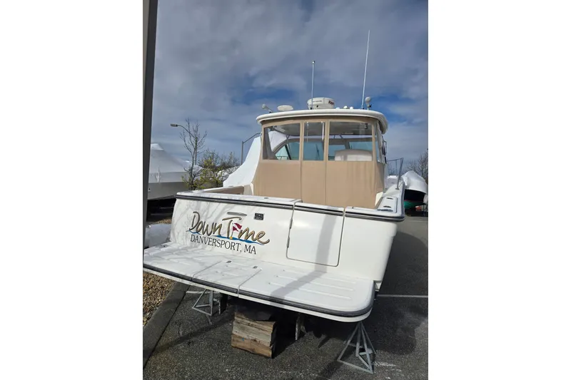 Slide: The Image of 2006 Tiara Yachts 3200 Open docked, rear view, Danversport, MA. - 8