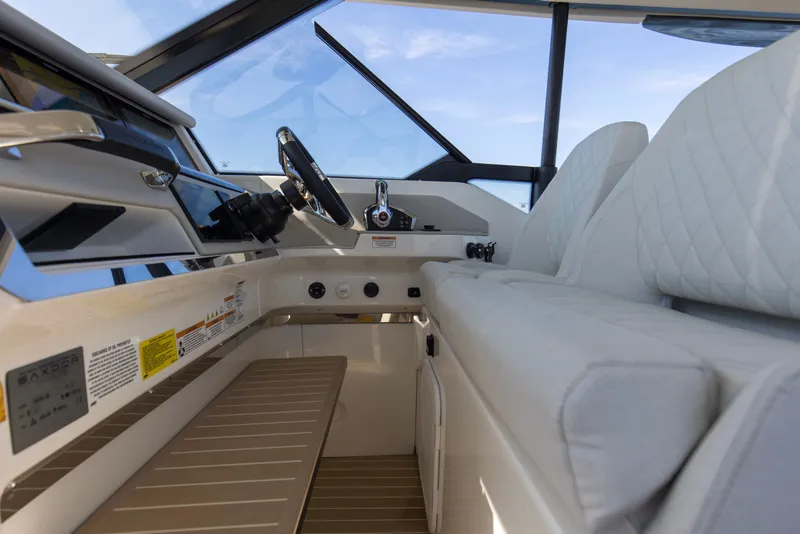 Slide: The Image of Saxdor 400 GTO 2025 - 51