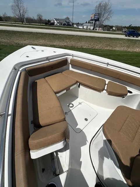 Slide: The Image of Sea Pro 219 CC 2022 - 11