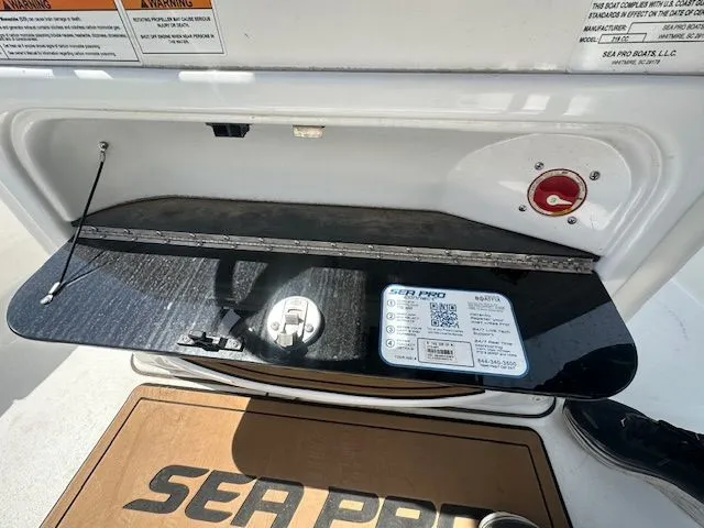 Slide: The Image of Sea Pro 219 CC 2022 - 7