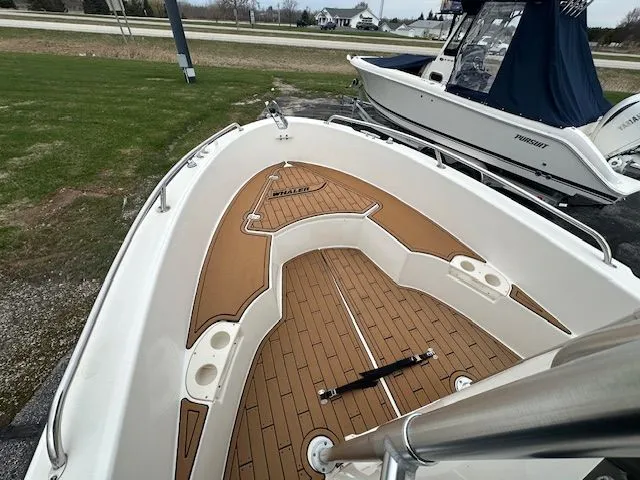 Slide: The Image of Boston Whaler Outrage 2004 - 11