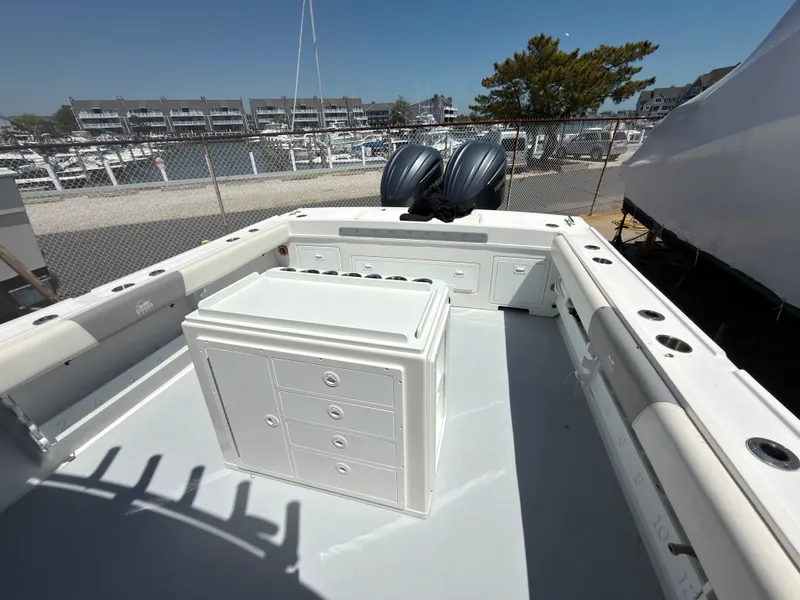 Slide: The Image of Steiger Craft 31 Fisherman 2023 with Simrad navigation system. - 12
