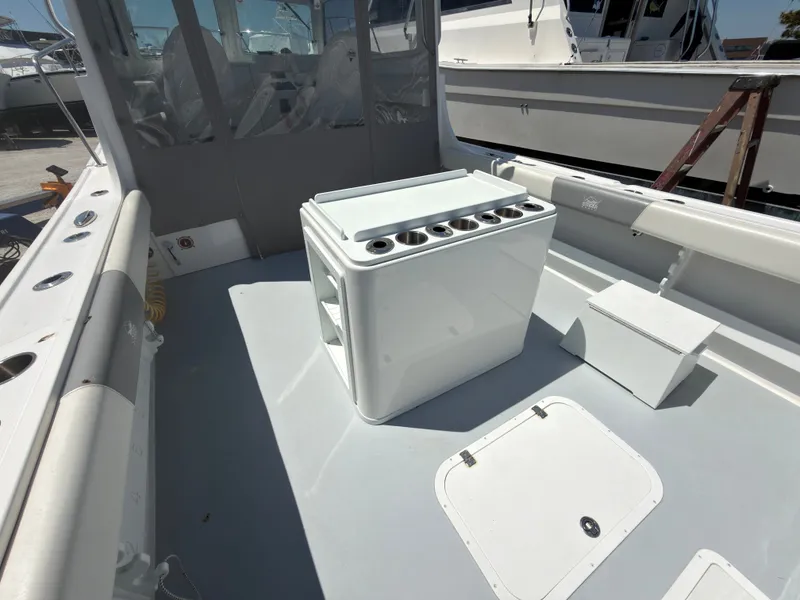 Slide: The Image of Steiger Craft 31 Fisherman 2023 with Fusion Bluetooth audio display. - 13