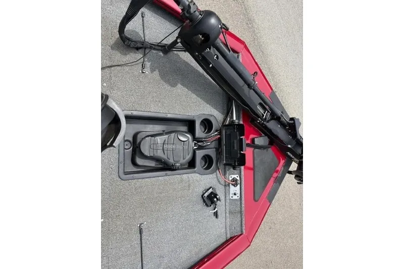 Slide: The Image of 2023 Tracker Pro Team 195 TXW Tournament Edition boat deck with trolling motor. - 14