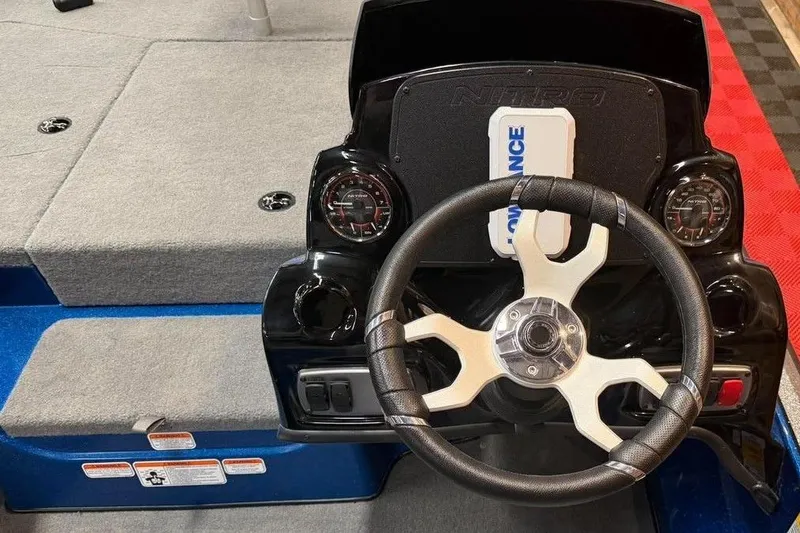 Slide: The Image of Steering console of 2026 Nitro Z17 boat with gauges and Lowrance device. - 8