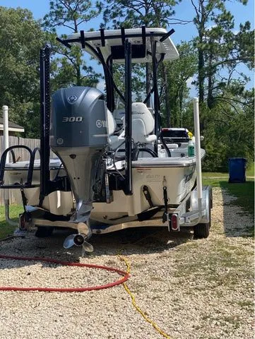 Slide: The Image of Blazer Bay 2420 GTS 2021 - 8