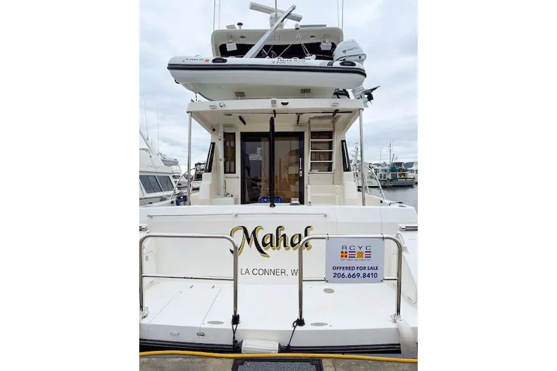 Slide: The Image of 1995 Symbol Pilothouse yacht for sale, docked in La Conner, Washington. - 55