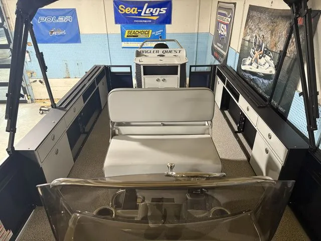 Slide: The Image of Angler Quest 8522 Pro Troll LE 2026 - 5