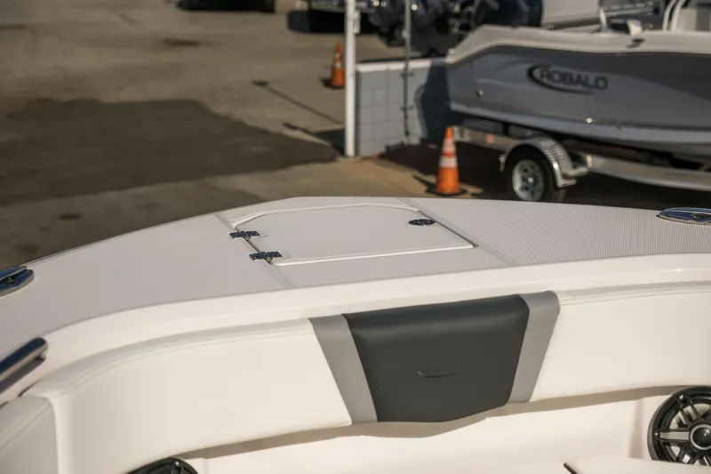 Slide: The Image of 2025 Robalo R300 Center Console boat deck, showcasing sleek design and premium features. - 9
