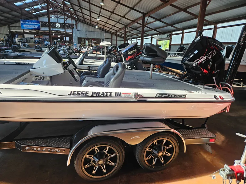Slide: The Image of Falcon Boats F21TE 2022 - 3