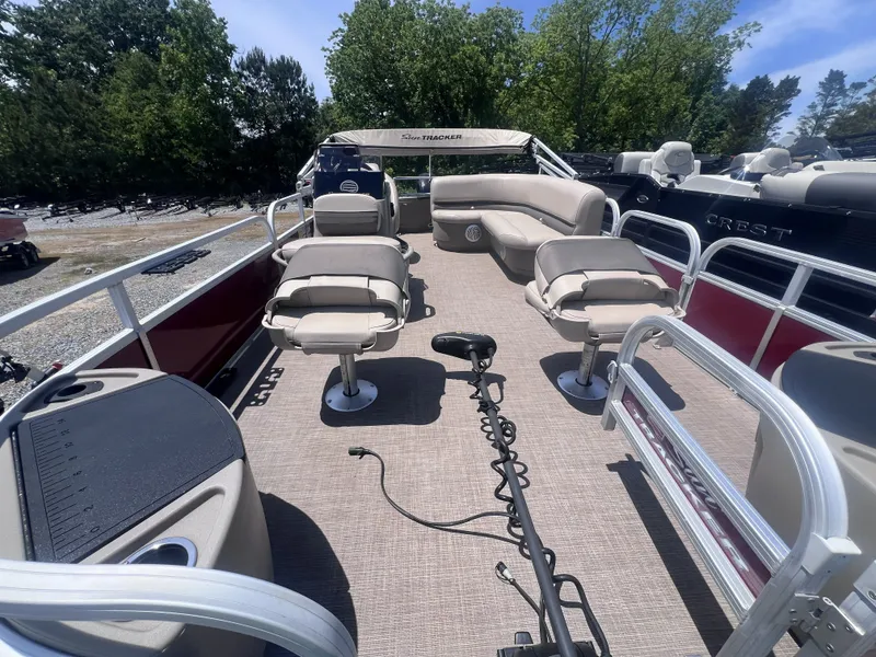 Slide: The Image of Sun Tracker 18 Bass Buggy 2021 - 8