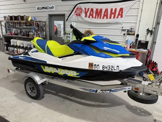 The Image of Sea-Doo Wake 2017 - 1
