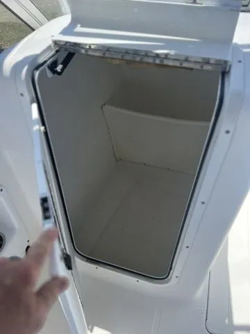 Slide: The Image of Sea Hunt 234 ESCAPE 2014 - 7