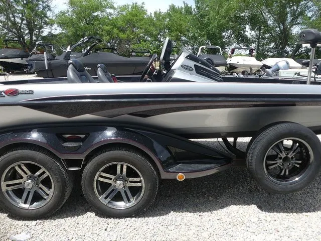 Slide: The Image of Ranger Z520 Comanche 2013 - 11