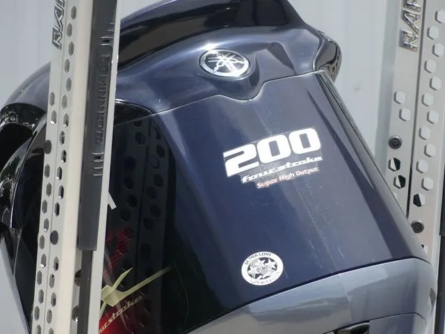 Slide: The Image of Ranger Z520 Comanche 2013 - 17