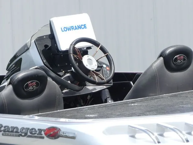 Slide: The Image of Ranger Z520 Comanche 2013 - 18