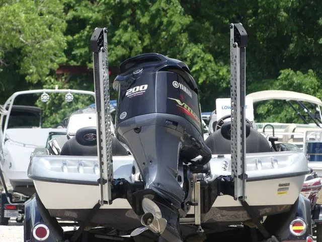 Slide: The Image of Ranger Z520 Comanche 2013 - 19