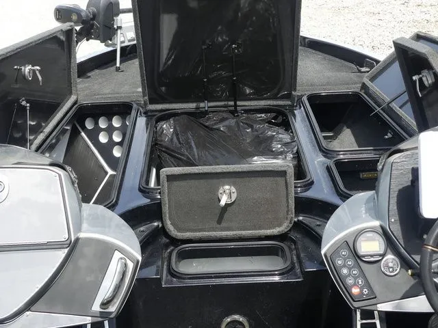 Slide: The Image of Ranger Z520 Comanche 2013 - 25