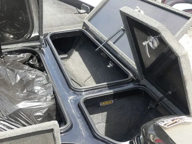 Slide: The Image of Ranger Z520 Comanche 2013 - 29